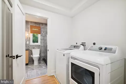 11900 Viewcrest Ter, Silver Spring, MD 20902 photo 48