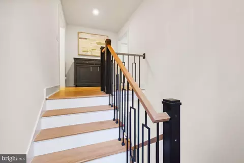 11900 Viewcrest Ter, Silver Spring, MD 20902 photo 26