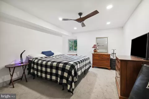 11900 Viewcrest Ter, Silver Spring, MD 20902 photo 59