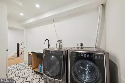 11900 Viewcrest Ter, Silver Spring, MD 20902 photo 65