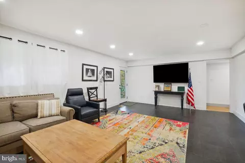 11900 Viewcrest Ter, Silver Spring, MD 20902 photo 52