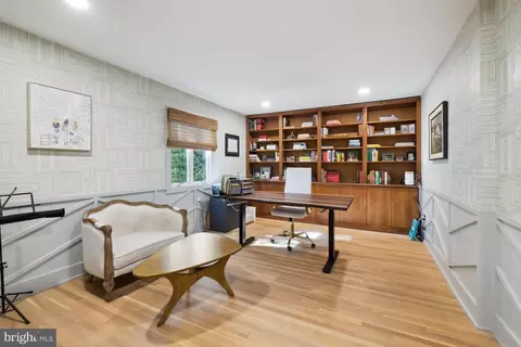 11900 Viewcrest Ter, Silver Spring, MD 20902 photo 8
