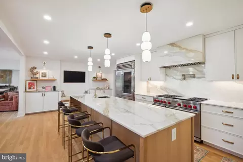 11900 Viewcrest Ter, Silver Spring, MD 20902 photo 11