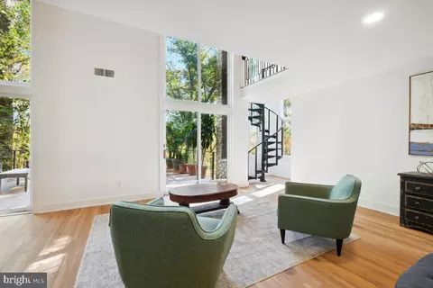 11900 Viewcrest Ter, Silver Spring, MD 20902 photo 24