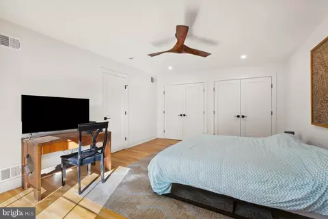 11900 Viewcrest Ter, Silver Spring, MD 20902 photo 35