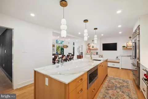 11900 Viewcrest Ter, Silver Spring, MD 20902 photo 12