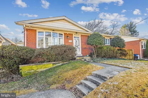 3710 Nimitz Rd, Kensington, MD 20895
