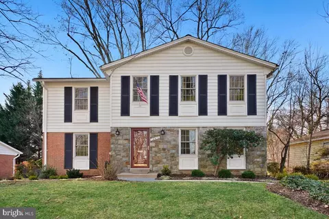 14410 Barkwood Dr, Rockville, MD 20853