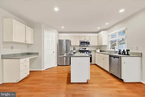 2338 Cold Meadow Way, Silver Spring, MD 20906 photo 9