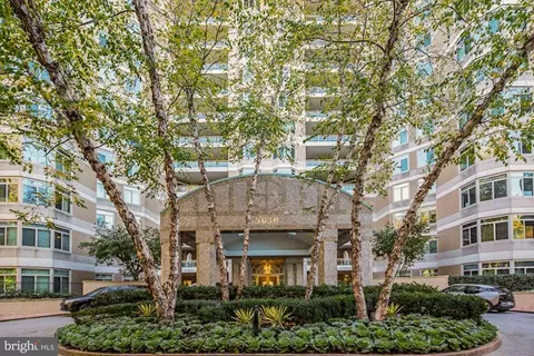 5630 Wisconsin Ave #603, Chevy Chase, MD 20815