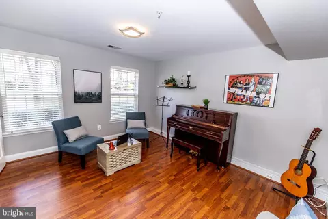2109 Clark Pl, Silver Spring, MD 20910 photo 5
