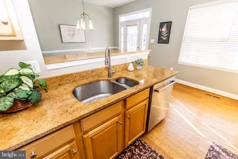 2109 Clark Pl, Silver Spring, MD 20910 photo 14
