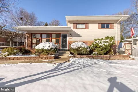 2202 Pinneberg Ave, Rockville, MD 20851