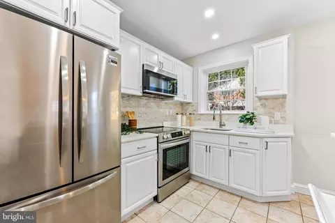 1707 Republic Rd, Silver Spring, MD 20902 photo 6