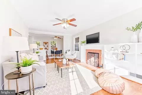 1707 Republic Rd, Silver Spring, MD 20902 photo 2