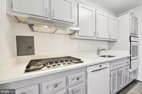 10500 Rockville Pike #710, Rockville, MD 20852