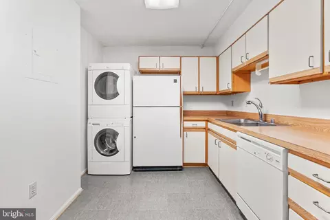 Other - 15107 Interlachen Dr #2-820, Silver Spring, MD 20906 photo 7 of 12