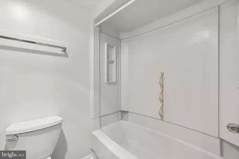 Bath - 15107 Interlachen Dr #2-820, Silver Spring, MD 20906 photo 3 of 4