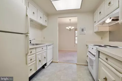 3640 Gleneagles Dr #10-3A, Silver Spring, MD 20906 photo 7