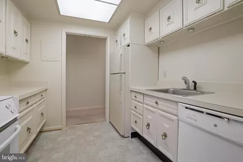 3640 Gleneagles Dr #10-3A, Silver Spring, MD 20906 photo 9