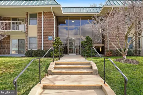 3640 Gleneagles Dr #10-3A, Silver Spring, MD 20906 photo 2