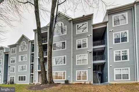 20402 Shore Harbour Dr #2B, Germantown, MD 20874