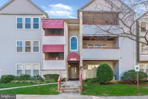 3307 Sir Thomas Dr #5-B-12, Silver Spring, MD 20904