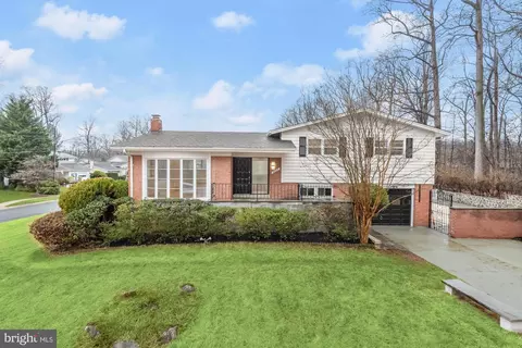 9300 Kirkdale Rd, Bethesda, MD 20817
