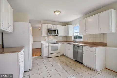 3013 Schubert Dr, Silver Spring, MD 20904 photo 15