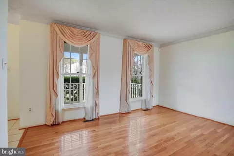 3013 Schubert Dr, Silver Spring, MD 20904 photo 8