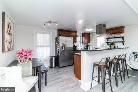 Kitchen - 3300 Estelle Ter, Silver Spring, MD 20906 photo 4 of 5