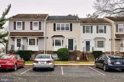166 Bent Twig Ln #296, Gaithersburg, MD 20878