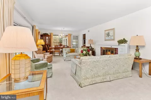 14710 Homecrest Rd, Silver Spring, MD 20906 photo 2