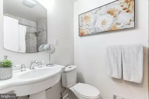 926 Venice Dr, Silver Spring, MD 20904 photo 22