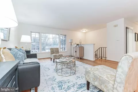 926 Venice Dr, Silver Spring, MD 20904 photo 5