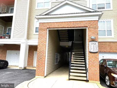 13501 Kildare Hills Ter #401, Germantown, MD 20874