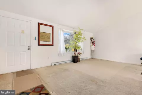 Exterior - 1303 Hornell Dr, Silver Spring, MD 20905 photo 6 of 11
