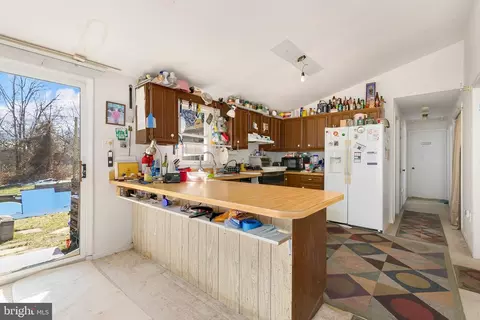 Kitchen - 1303 Hornell Dr, Silver Spring, MD 20905 photo 2 of 3