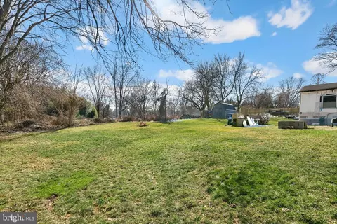 Exterior - 1303 Hornell Dr, Silver Spring, MD 20905 photo 10 of 11