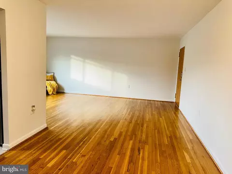 11512 Bucknell Dr #106, Silver Spring, MD 20902 photo 6