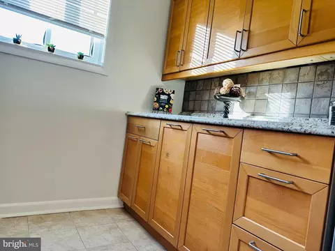11512 Bucknell Dr #106, Silver Spring, MD 20902 photo 14