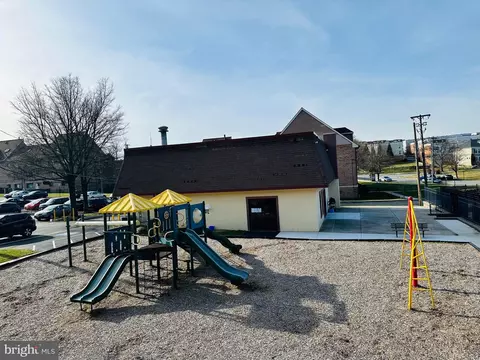 11512 Bucknell Dr #106, Silver Spring, MD 20902 photo 42