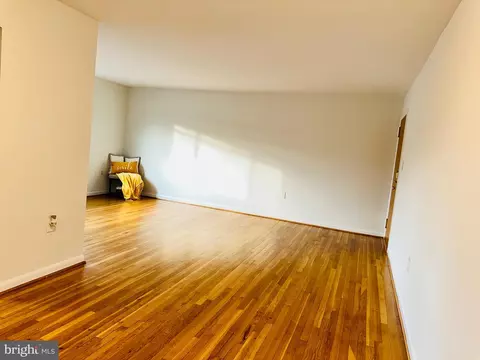 11512 Bucknell Dr #106, Silver Spring, MD 20902 photo 5
