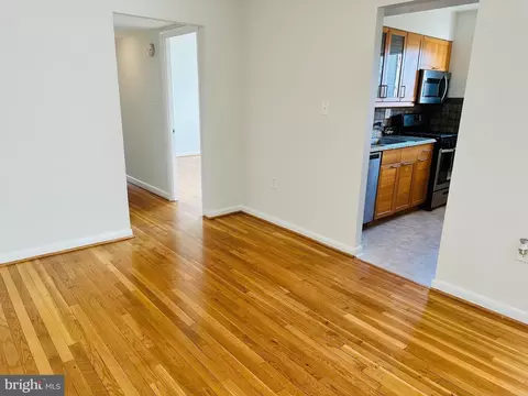 11512 Bucknell Dr #106, Silver Spring, MD 20902 photo 9