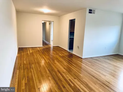 11512 Bucknell Dr #106, Silver Spring, MD 20902 photo 7