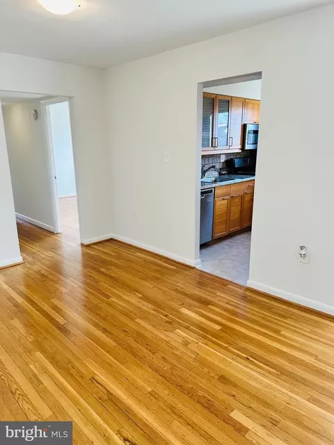 11512 Bucknell Dr #106, Silver Spring, MD 20902 photo 8