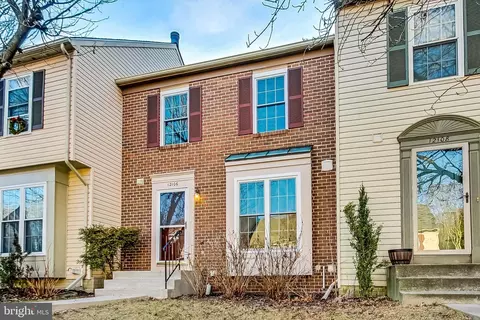 12106 Island View Cir, Germantown, MD 20874