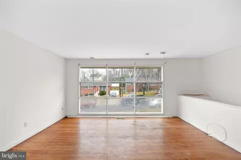 2904 Kingswell Dr, Silver Spring, MD 20902 photo 7