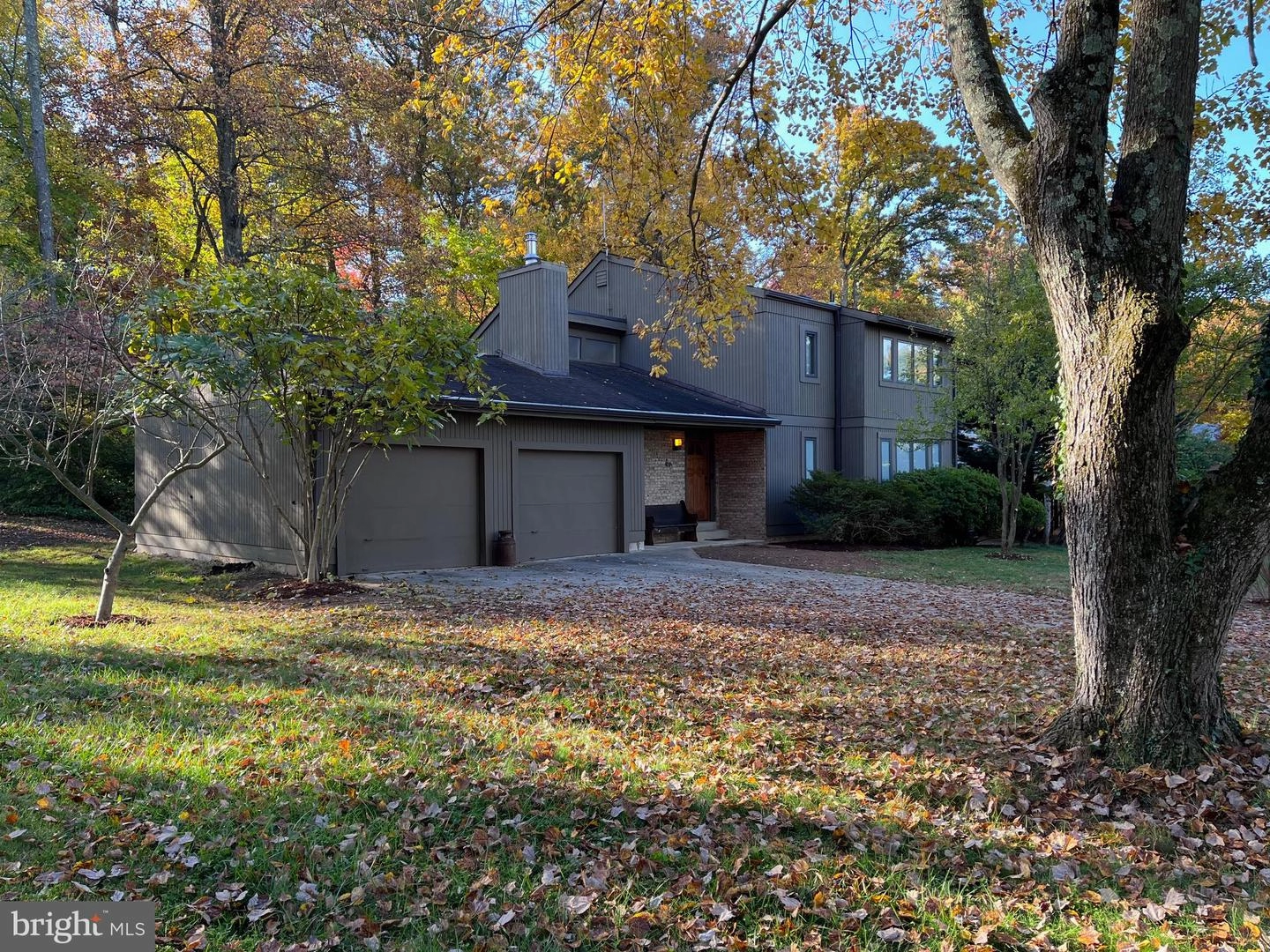15205 Watergate Rd, Silver Spring, MD 20905 photo 2