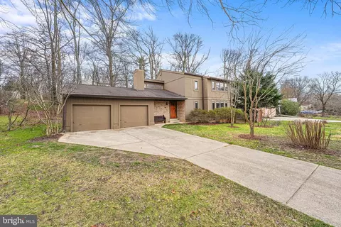 15205 Watergate Rd, Silver Spring, MD 20905